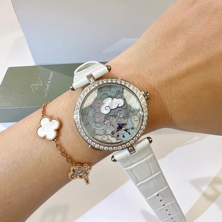 Albemarle 5G.Factory perfectly produces this exquisite Lady Arpels Ronde des Papillons air ballet women's watch, women's watch