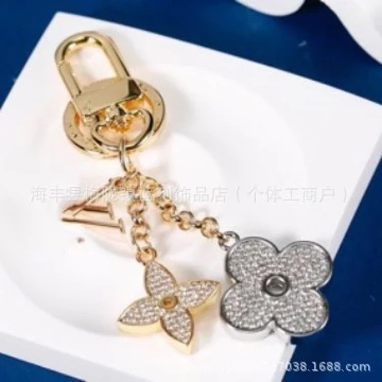Macaron color keychain pendant, high-end light luxury pendant, bag decoration pendant, heavy industry zinc alloy