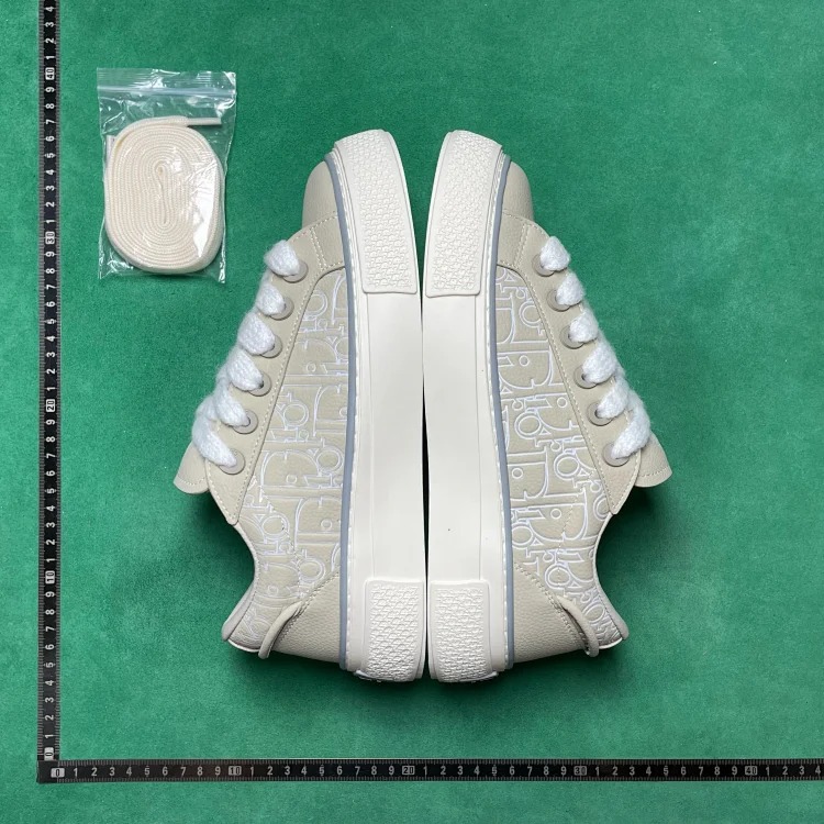 BD9 B33 cow leather round toe lace-up low-cut sneakers image 3