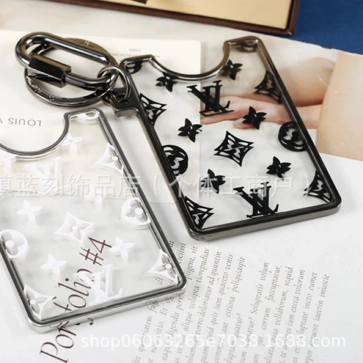 Louis Vuitton Presbyopia pendants, letter keychains, bag chain jewelry, various couple gifts, jewelry, dropshipping