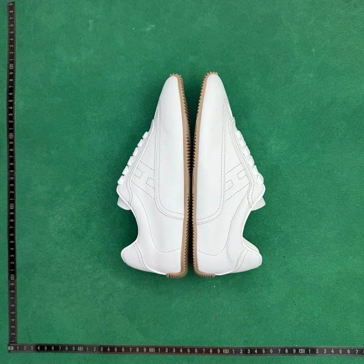 (Customized models ship in 3-7 days) TT2 calfskin round-toe lace-up low-cut sneakers image 5