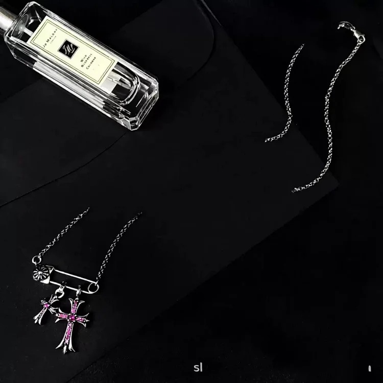 Chrome Hearts Ch Crow necklace trendy brand retro old s925 silver men's and women's brooch clavicle chain diamond double cross necklace image 6