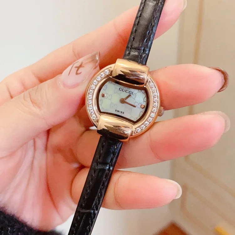 Gucci's latest limited edition from Geneva, Switzerland, watch diameter 25mm