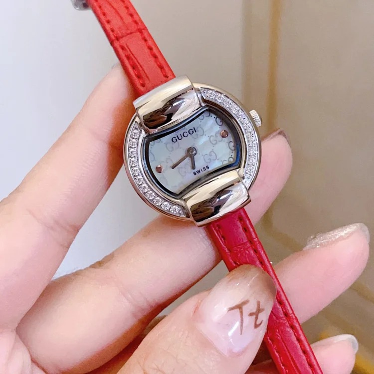 Gucci's latest limited edition from Geneva, Switzerland, watch diameter 25mm