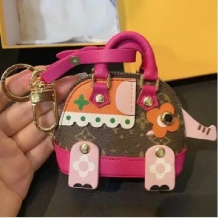 Small clothes crossbody chain bag, fashionable and trendy personalized crossbody bag, foreign style funny jacket, shoulder bag, ready for sale