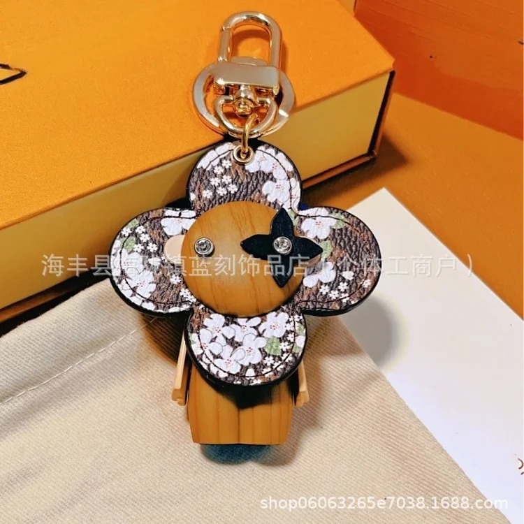 New keychain bag pendant cartoon mascot pendant female sunflower keychain versatile ins style