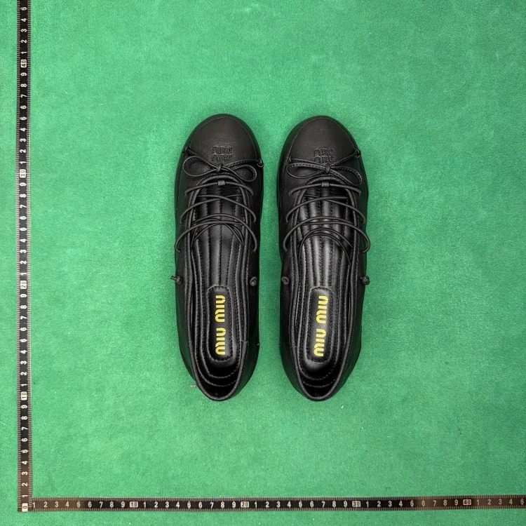 Round toe lace-up embroidered logo ballet shoes TT4 image 2