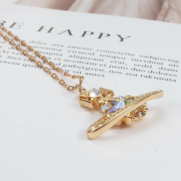 RF. Queen Mother West’s new fire five-pointed star bracelet, high-end design, temperament accessories, niche glass Saturn