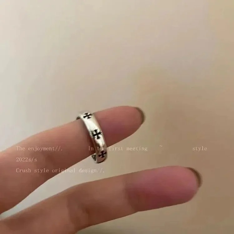 Versatile cross gothic ring for men and women, trendy retro old European and American style ring opening, adjustable cool relief