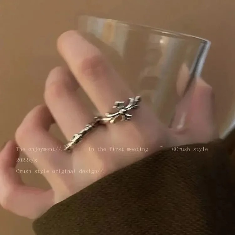 Versatile cross gothic ring for men and women, trendy retro old European and American style ring opening, adjustable cool relief
