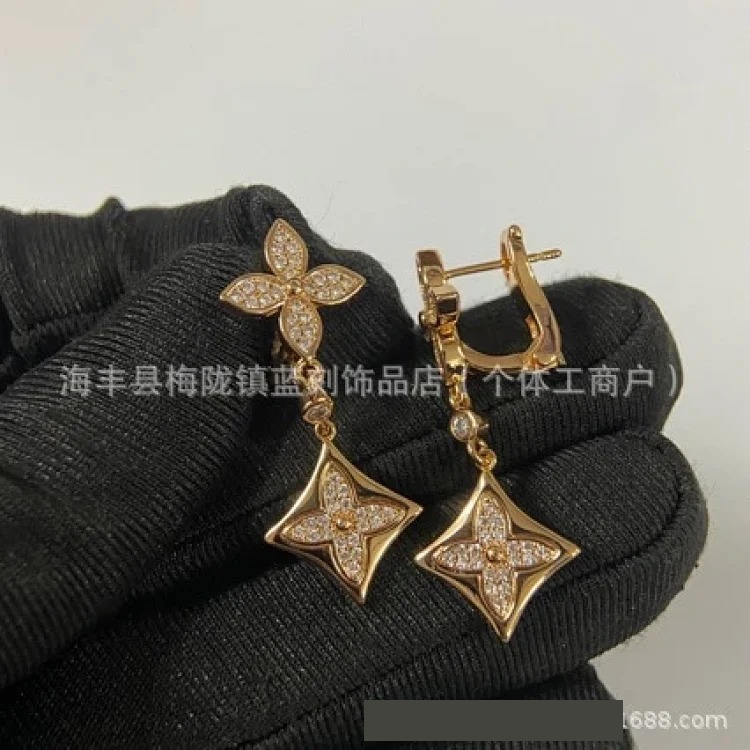 V letter new cross-border European and American earrings for women design niche fashion versatile high-end sense manufacturer direct approval