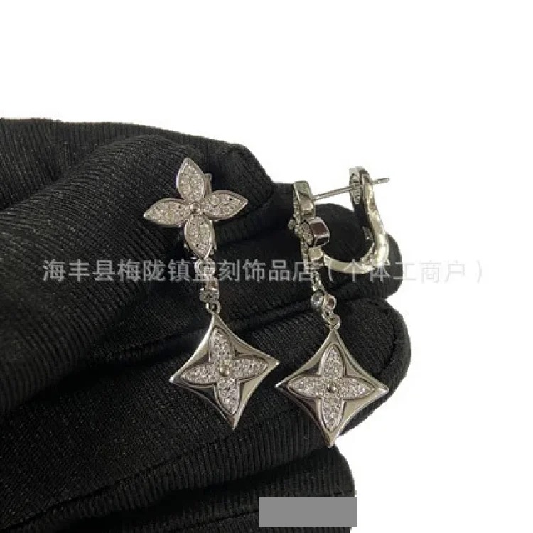 V letter new cross-border European and American earrings for women design niche fashion versatile high-end sense manufacturer direct approval