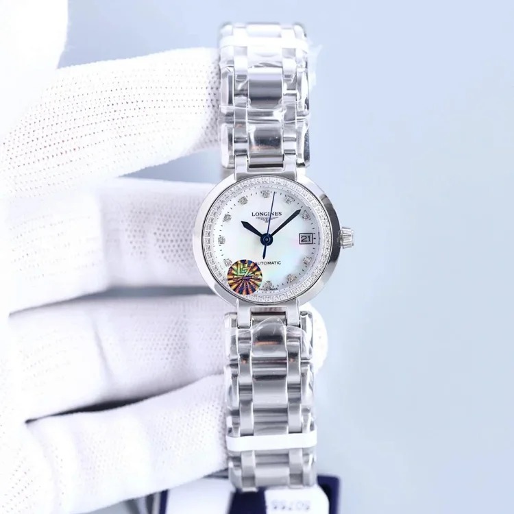M1￥520-750 Fashionable and versatile watch