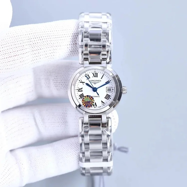 M1￥520-750 Fashionable and versatile watch