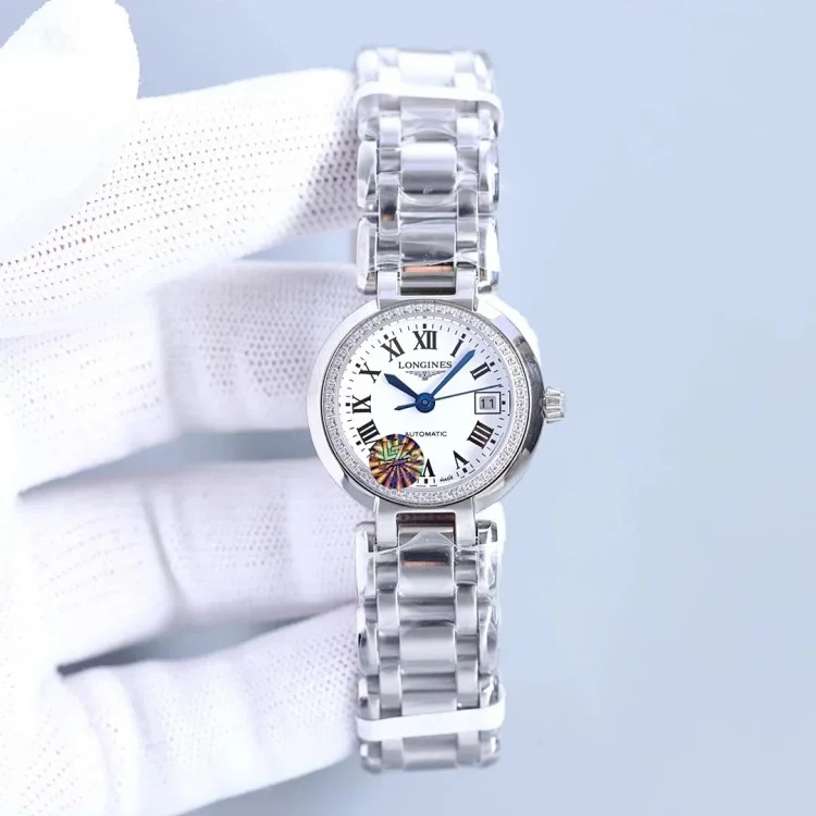 M1￥520-750 Fashionable and versatile watch