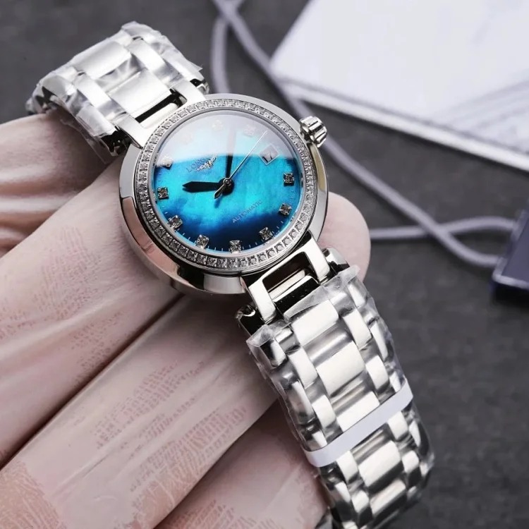 M1￥520-750 Fashionable and versatile watch