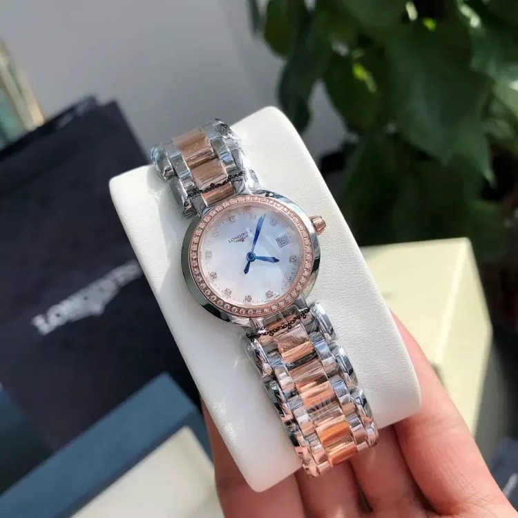 M1￥520-750 Fashionable and versatile watch