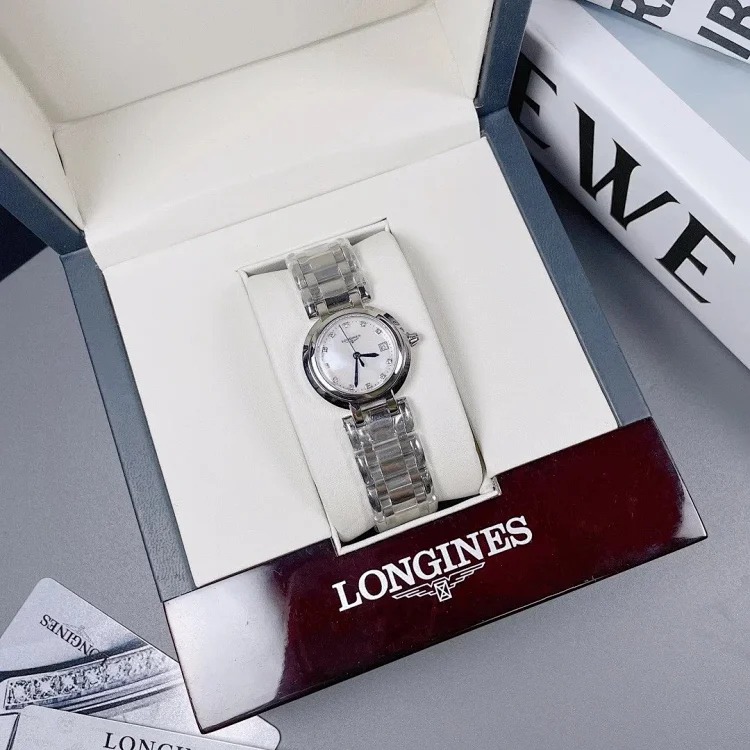 M1￥520-750 Fashionable and versatile watch