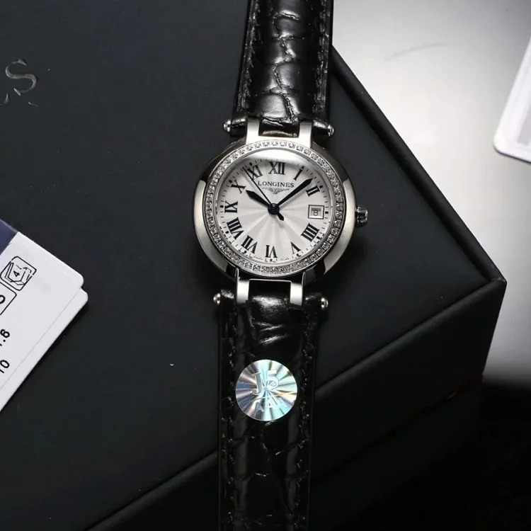 M1￥520-750 Fashionable and versatile watch