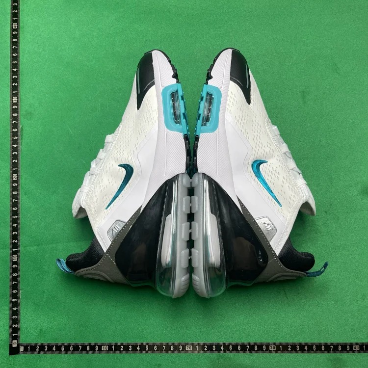 Soft, comfortable and fit running shoes B2D image 4