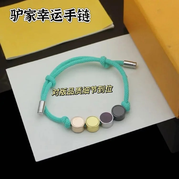 Louis Vuitton Alphabet presbyopic couple beaded dripping oil male and female couple bracelet ins wind transfer adjustable braided hand rope