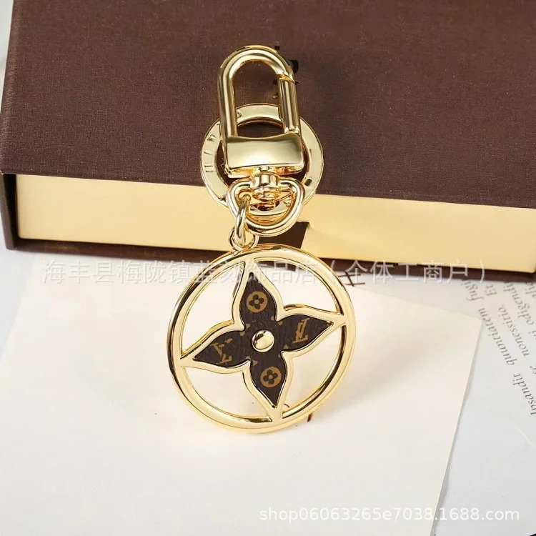 Louis Vuitton New home alloy keychain pendant jewelry bag chain love Seiko presbyopia soft cross-border wholesale