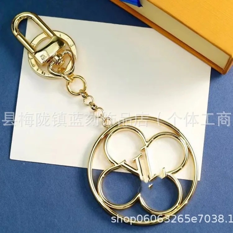 Louis Vuitton New home alloy keychain pendant jewelry bag chain love Seiko presbyopia soft cross-border wholesale