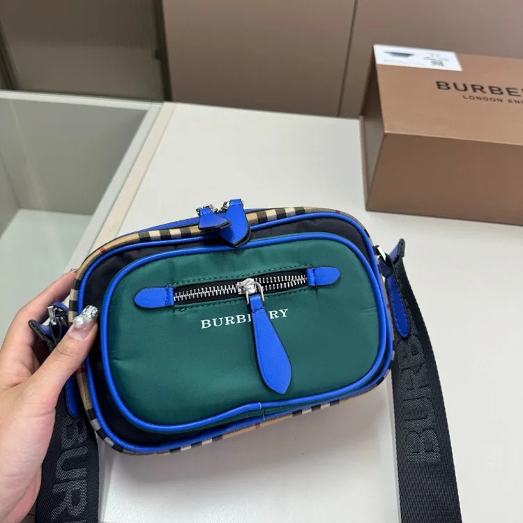 Br camera bag 20x8x14