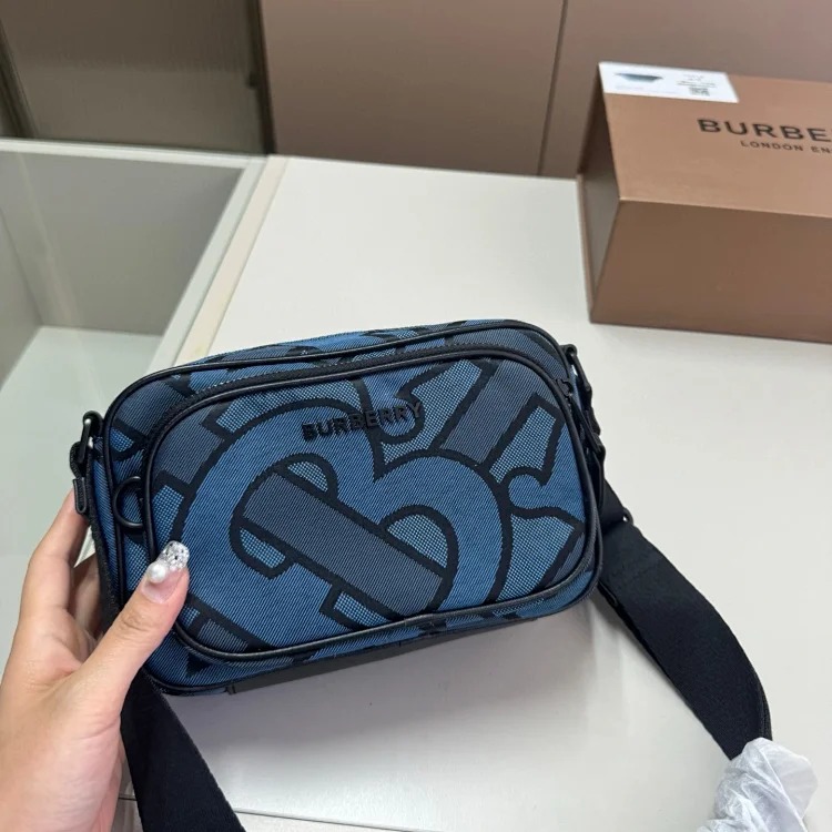 Br camera bag 20x8x14