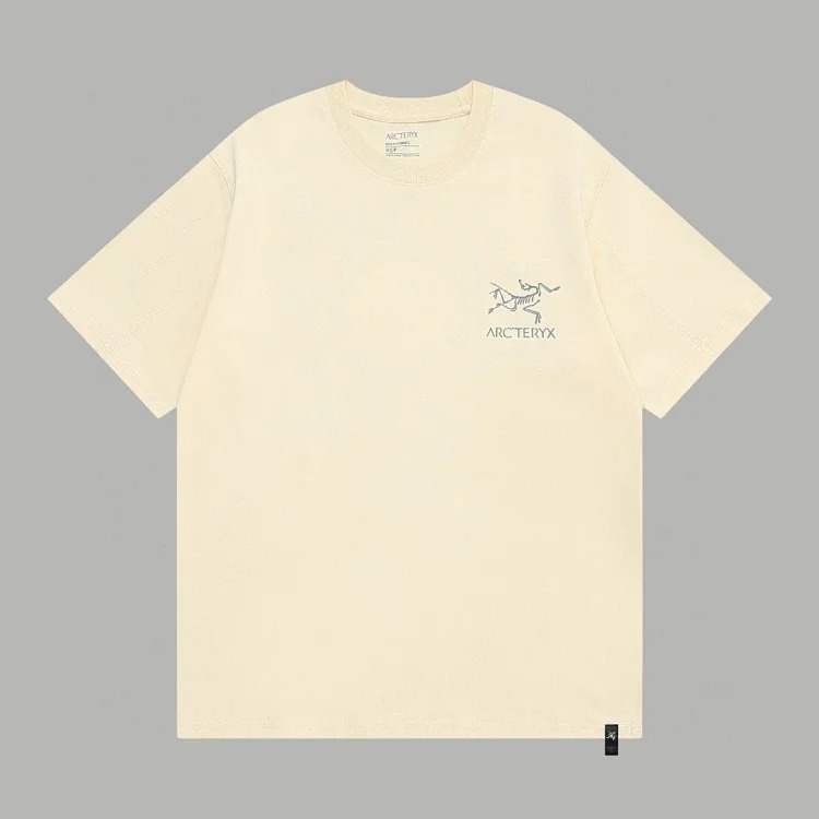 Ar print short sleeve t-shirt
