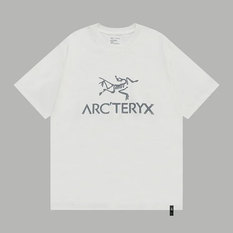 Ar print short sleeve t-shirt