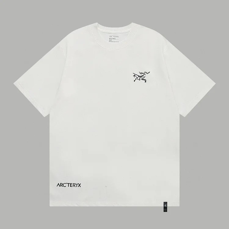 Ar print short sleeve t-shirt