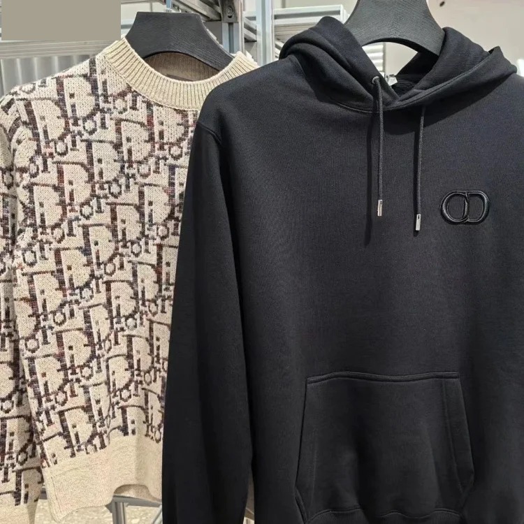 Loose hooded sweatshirt(pic2) Loose hooded sweatshirt