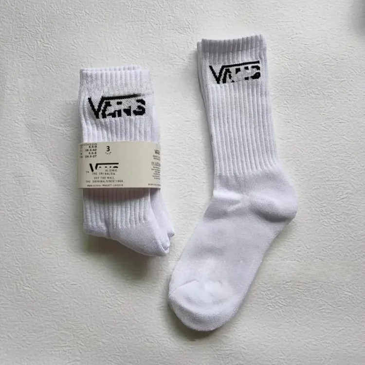 VANS towel-soled socks, men's and women's high-top skateboard socks, classic black and white long-tube sports basketball socks, men's and women's trendy socks