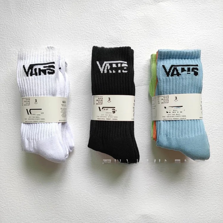 VANS towel-soled socks, men's and women's high-top skateboard socks, classic black and white long-tube sports basketball socks, men's and women's trendy socks