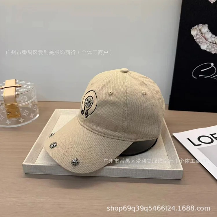 New hat women's face-showing small baseball cap outdoor fashion casual peaked hat sunshade baseball cap for men and women