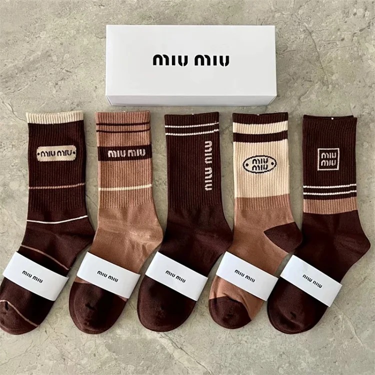 MIUMIU high-top four-season gift box high-quality women's socks Miu Miu long-tube cotton breathable and comfortable pile socks