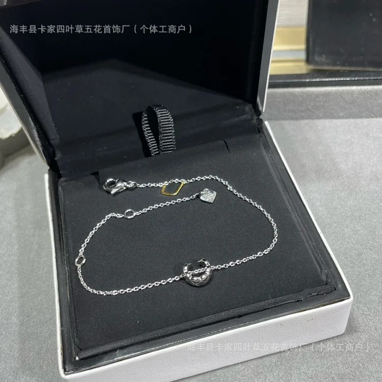 Xiaoxiangfeng V Gold Water Bingyue Bracelet Elegant Coco Diamond Pattern Hand Decoration CNC Seiko Live Supply Chain image 3