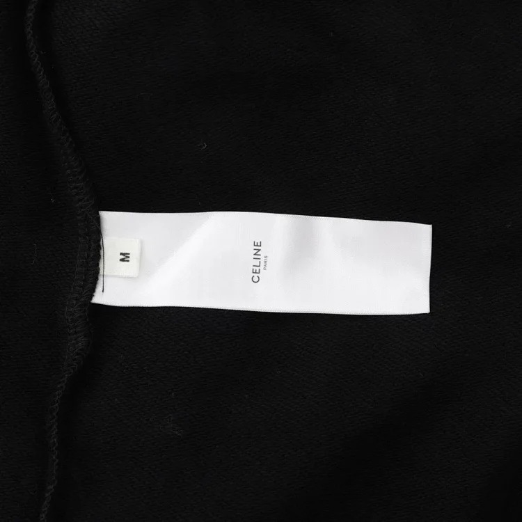 Y806ce zipper hooded sweatshirt.