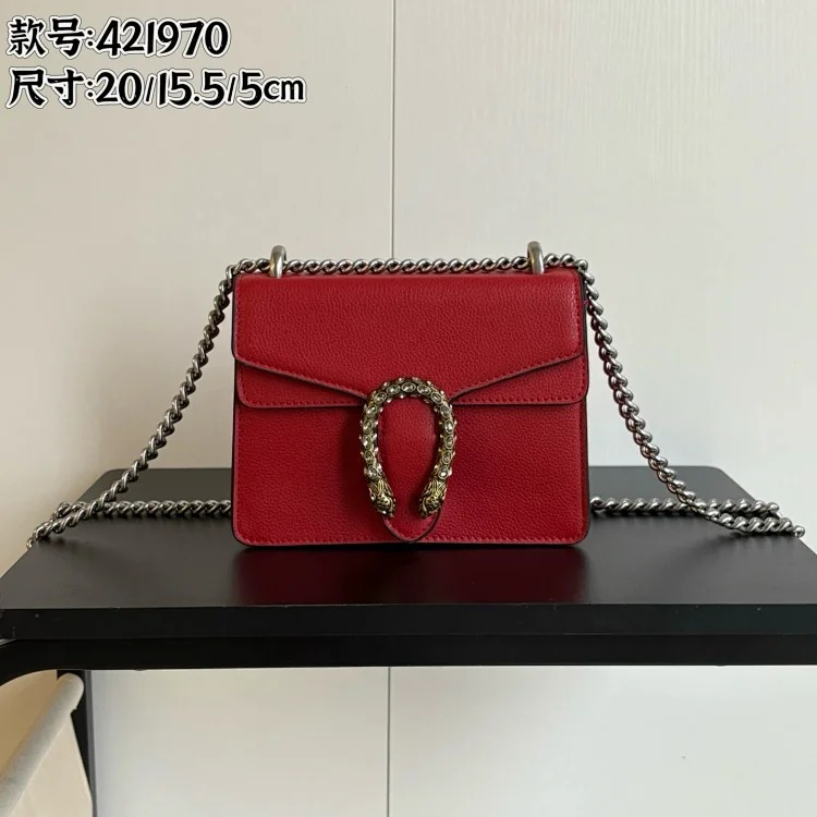GUCCI crossbody bag image 3