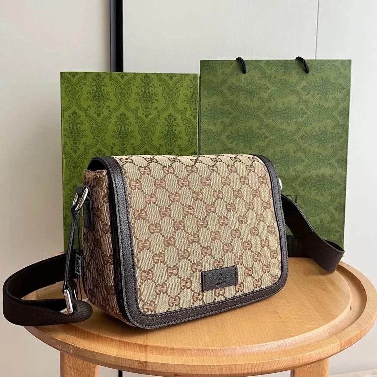 Bag model: 449172 Khaki messenger bag