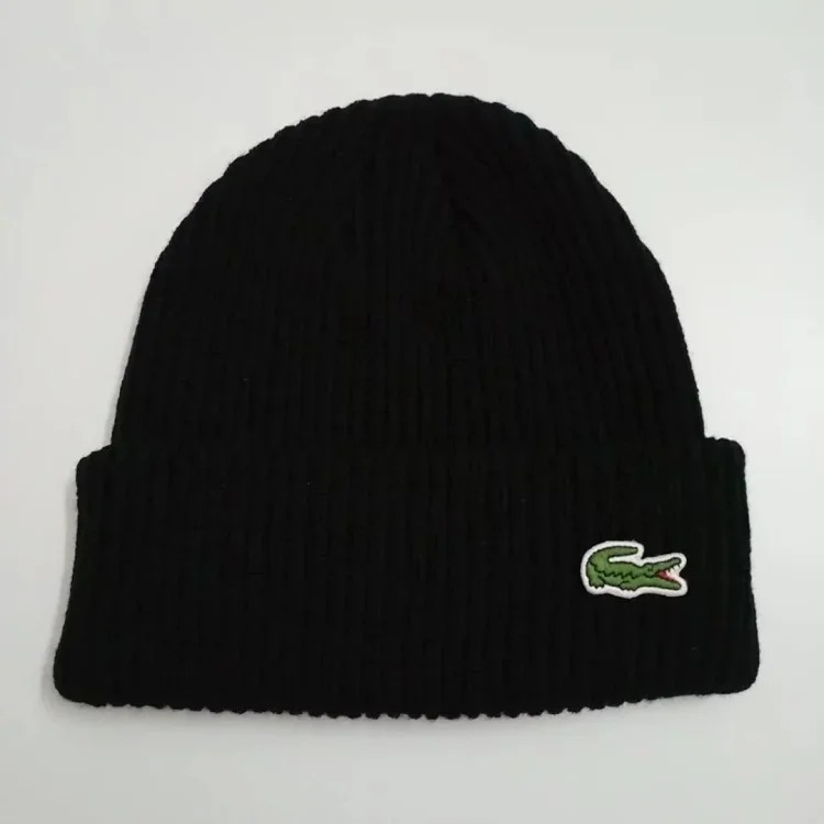 Crocodile fish knitted hat