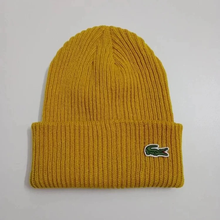 Crocodile fish knitted hat