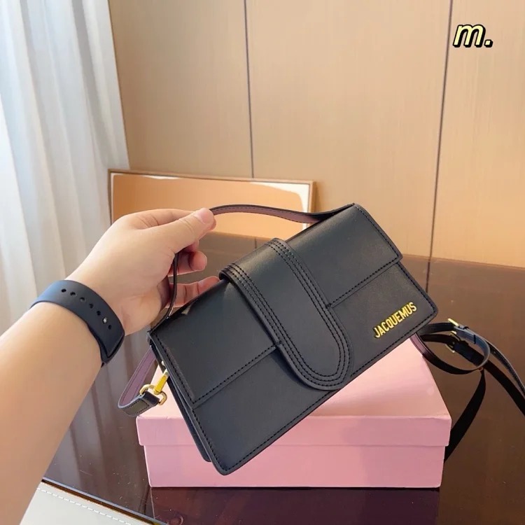 Jacq square bag 24x7x13