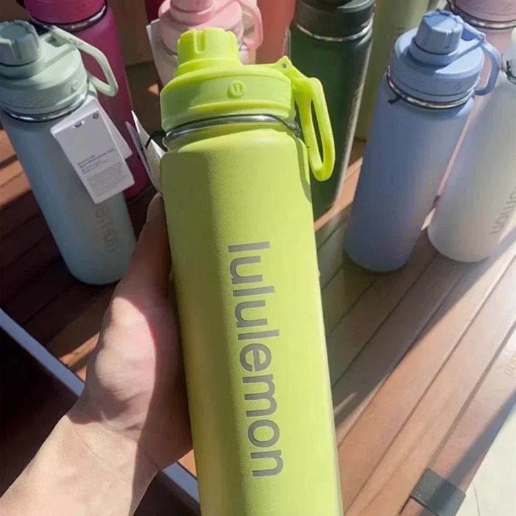 Lulu Sports Water Bottle Outdoor Insulated Cup Yoga Water Cup 710ML Large Capacity for Men and Women
