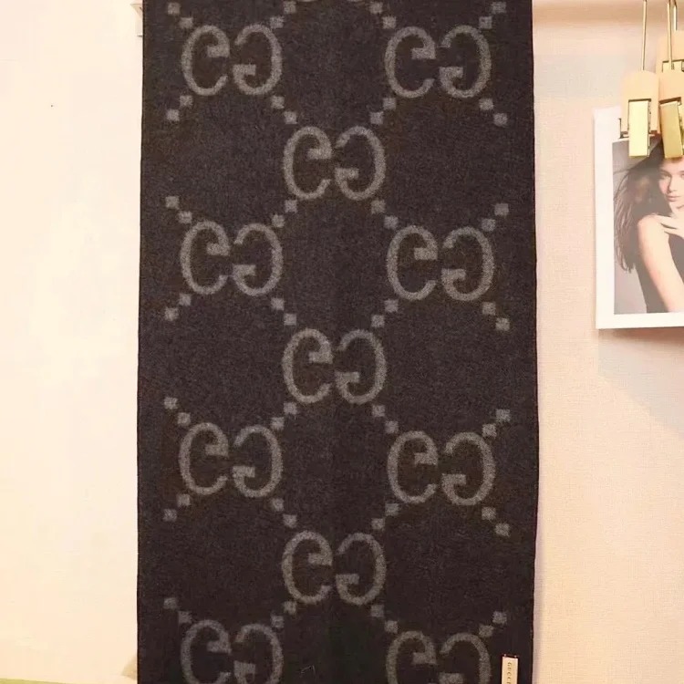 Classic versatile comfortable scarf 005