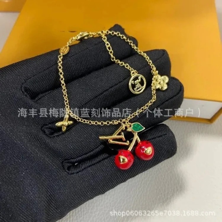 Louis Vuitton Cross-border European and American fashionable presbyopia bracelet inlaid with mother-of-pearl agate enamel craft bracelet dark series couple bracelet