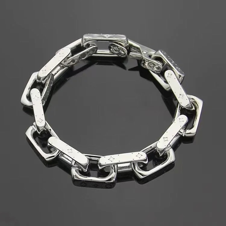 Cross-border e-commerce hot product bamboo quenching Cuban bracelet titanium steel retro hip-hop couple series color matching bracelet