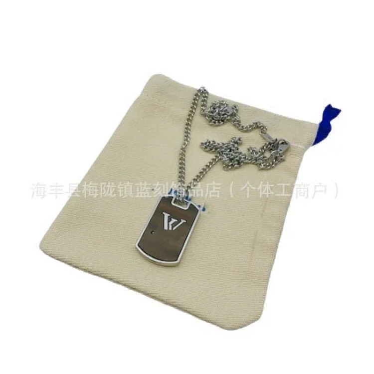 Louis Vuitton Cross-border necklace V letter presbyopic tip flower full of diamonds European and American clavicle chain factory wholesale