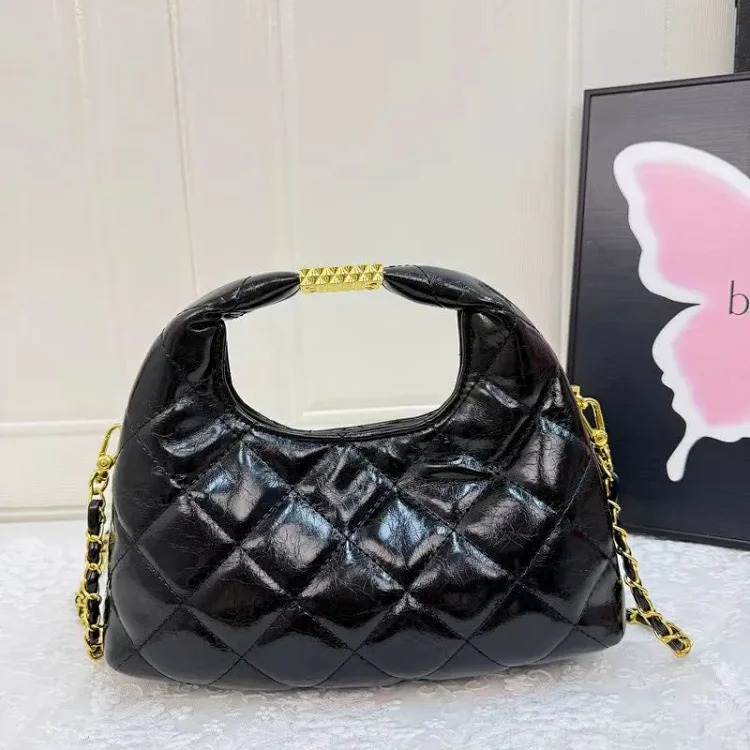Small fragrant style chain bag, casual and simple large-capacity handbag, shoulder handbag, retro rhombus embroidery thread armpit bag